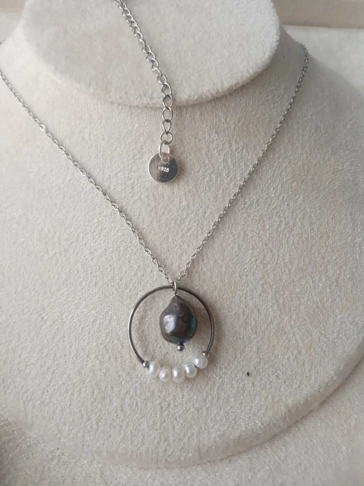 Collier perles de culture d'eau douce naturelles
